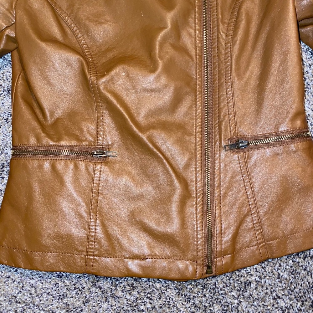 Womens Leather Jacket - Picture 2 of 5
